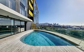 Stylish Wex1 Apartment With Mountain Views